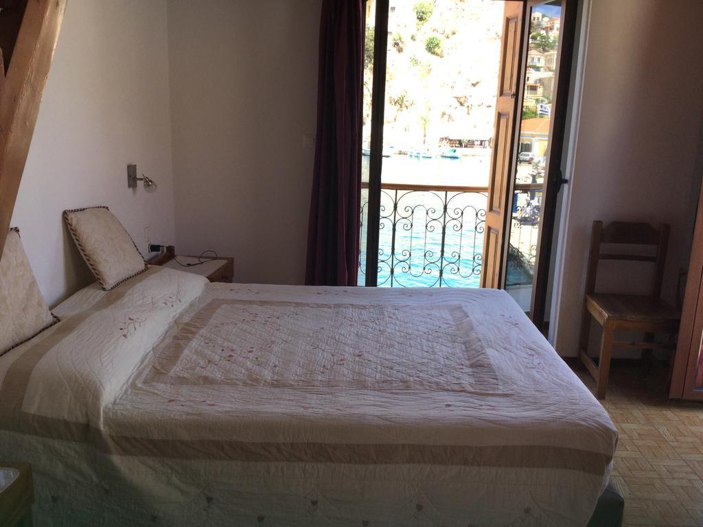 Captain'S Suites Σύμη Εξωτερικό φωτογραφία
