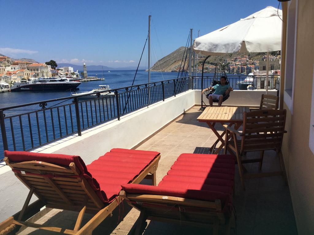 Captain'S Suites Σύμη Εξωτερικό φωτογραφία