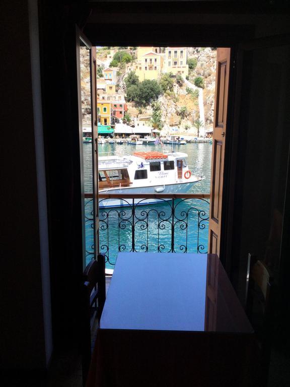 Captain'S Suites Σύμη Εξωτερικό φωτογραφία